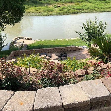 The Perry Riverhouse Бастроп Экстерьер фото